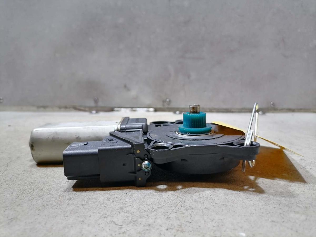 BMW 3er E90 original Fensterhebermotor hinten rechts Bj.2008 BMW 3er E90 original Fensterhebermotor hinten rechts Bj.2008